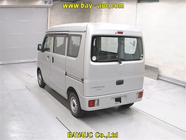 MITSUBISHI MINICAB VAN