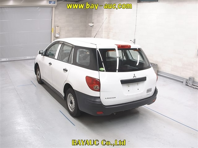 MITSUBISHI LANCER VAN