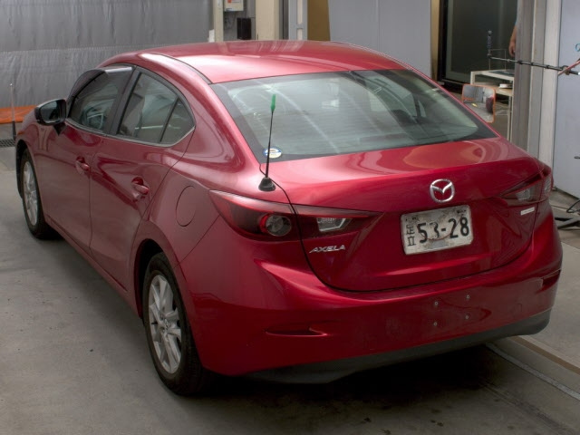 MAZDA AXELA