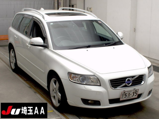 VOLVO V50