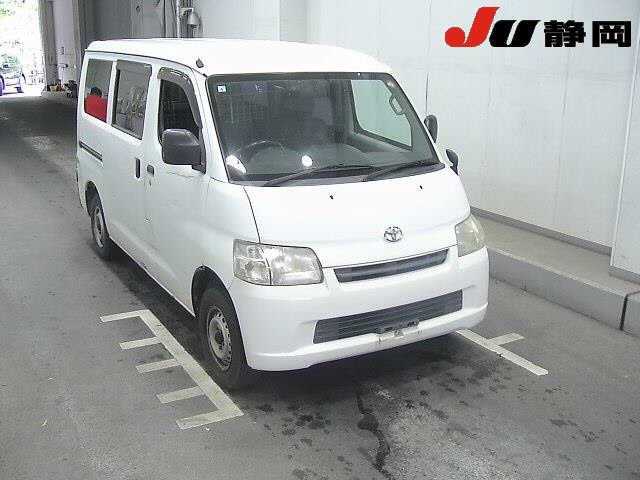TOYOTA TOWN ACE VAN