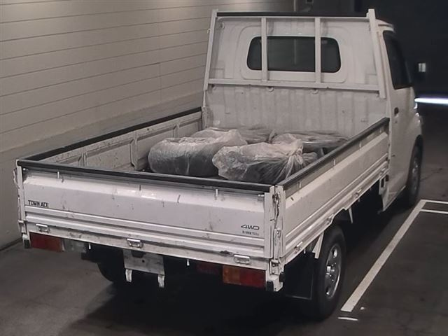 TOYOTA TOWN ACE TRUCK