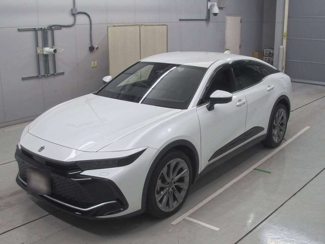 TOYOTA CROWN CROSSOVER