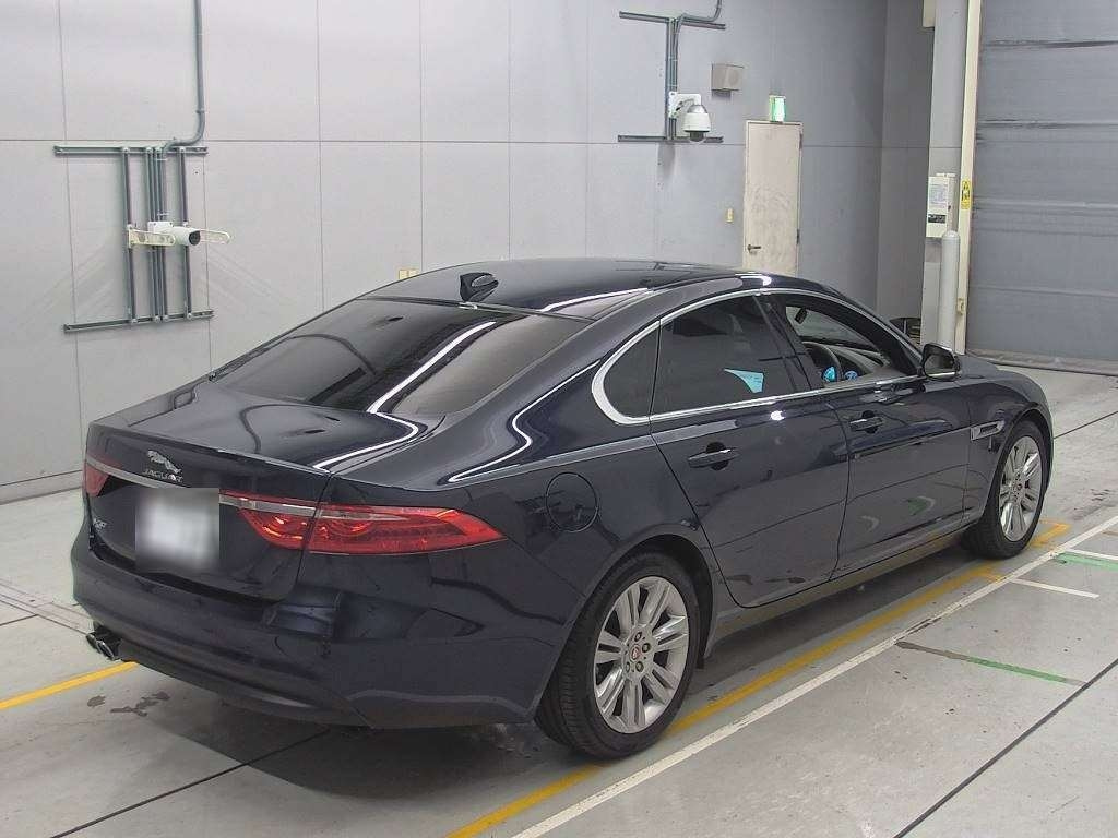 JAGUAR XF SERIES