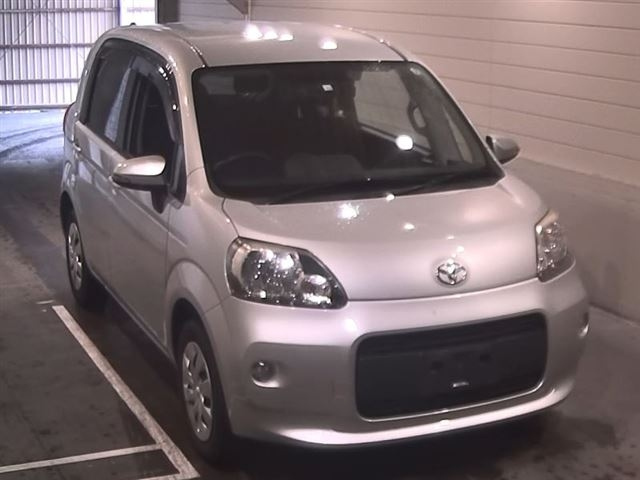 TOYOTA PORTE