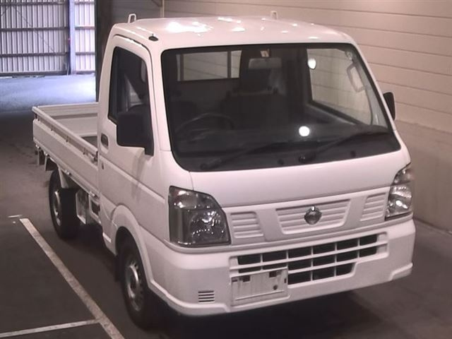NISSAN CLIPPER TRUCK