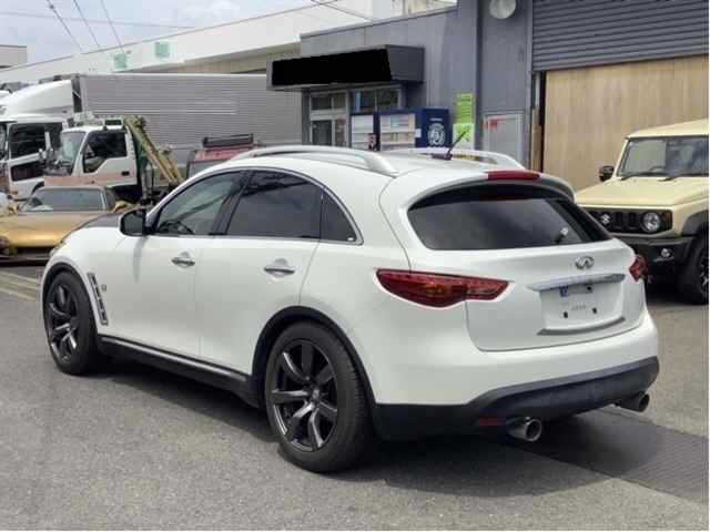 NISSAN INFINITI