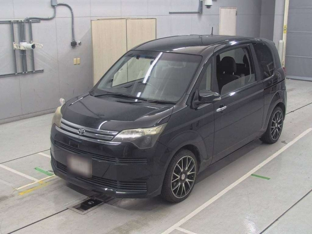 TOYOTA SPADE