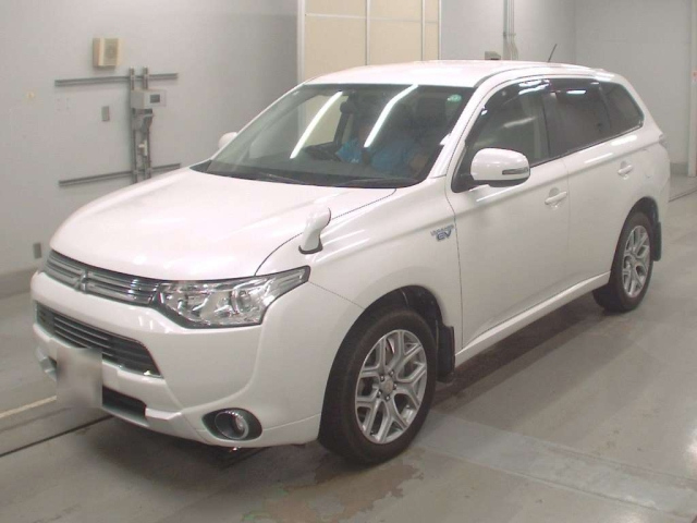 MITSUBISHI OUTLANDER PHEV