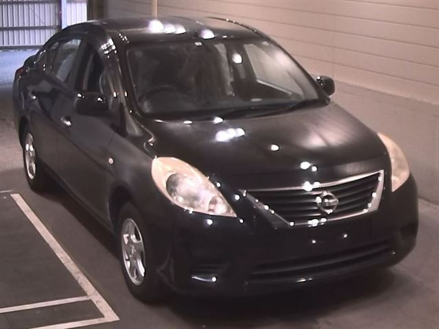 NISSAN LATIO
