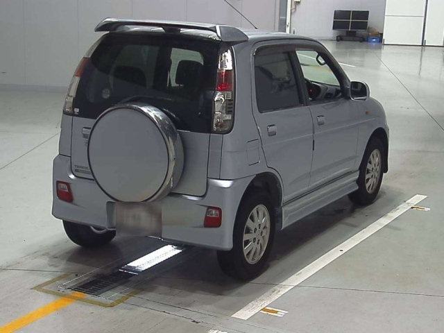 DAIHATSU TERIOS KID