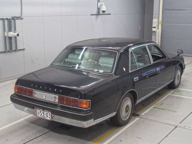 TOYOTA CENTURY