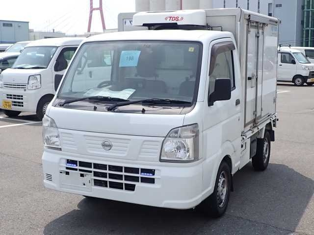 NISSAN CLIPPER TRUCK