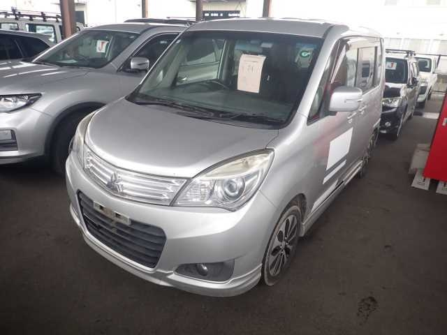 MITSUBISHI DELICA D2