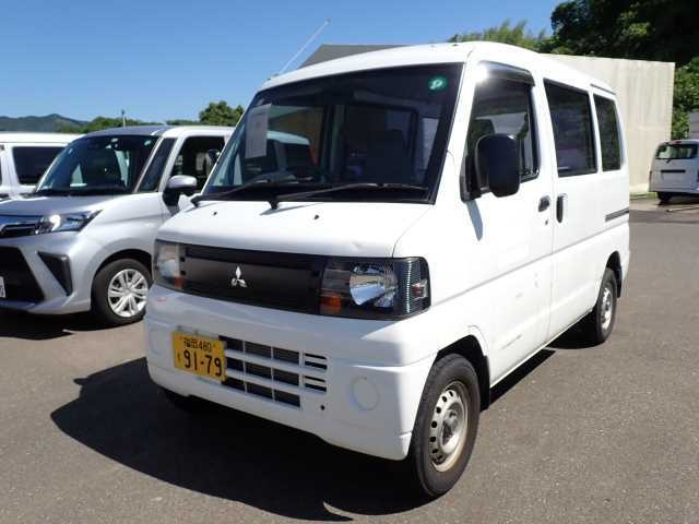 MITSUBISHI MINICAB VAN