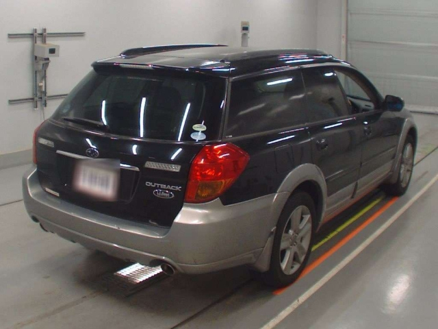 SUBARU LEGACY OUTBACK