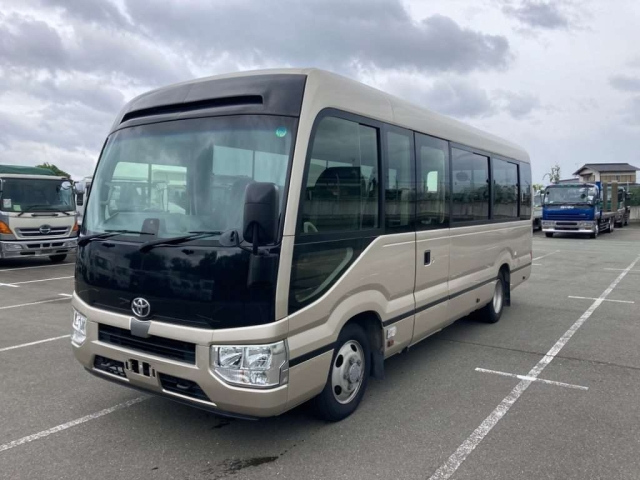 TOYOTA COASTER