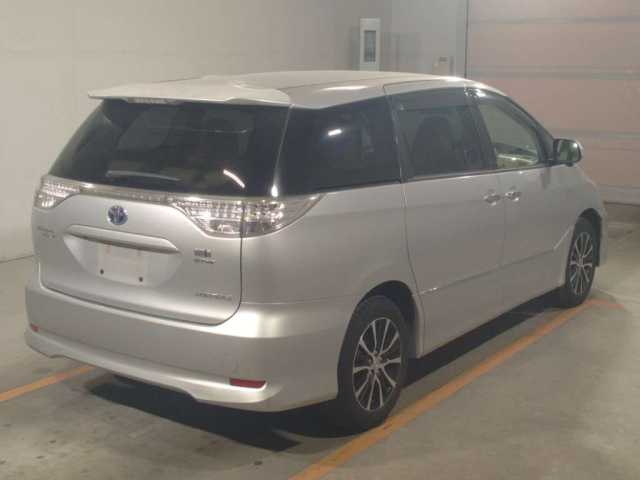 TOYOTA ESTIMA HYBRID