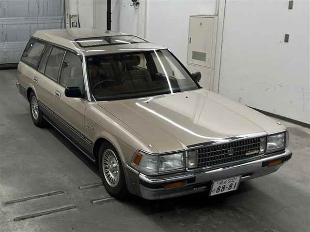 TOYOTA CROWN WAGON