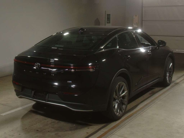 TOYOTA CROWN CROSSOVER