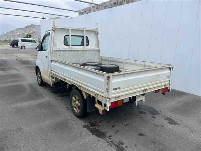 TOYOTA LITE ACE TRUCK