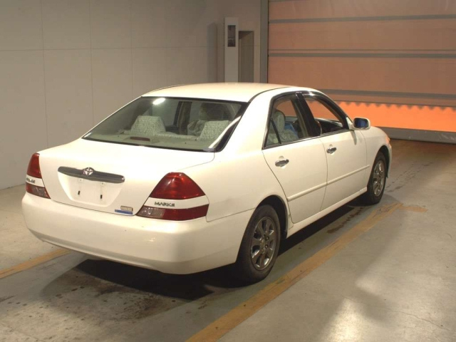 TOYOTA MARK II