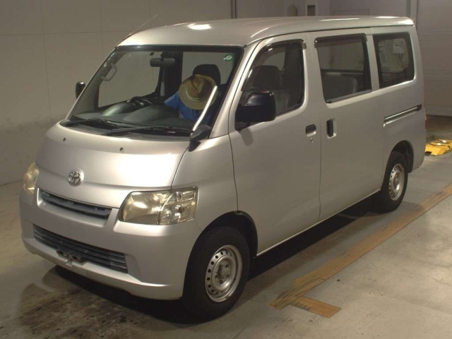 TOYOTA LITE ACE VAN