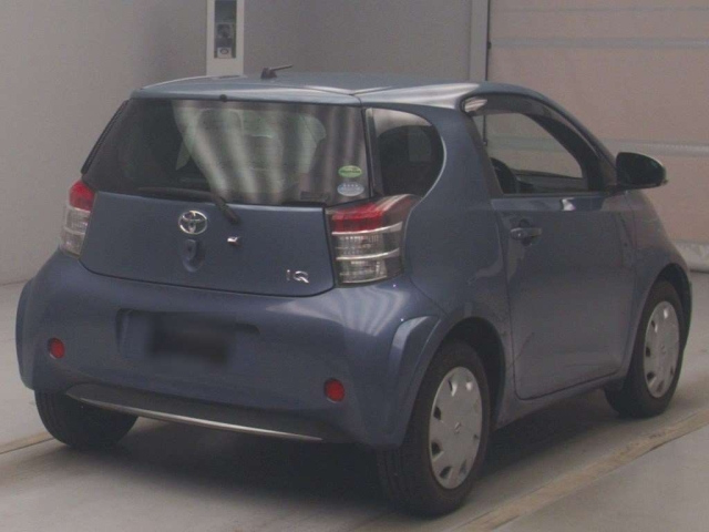 TOYOTA IQ