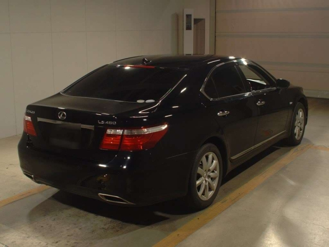 LEXUS LS