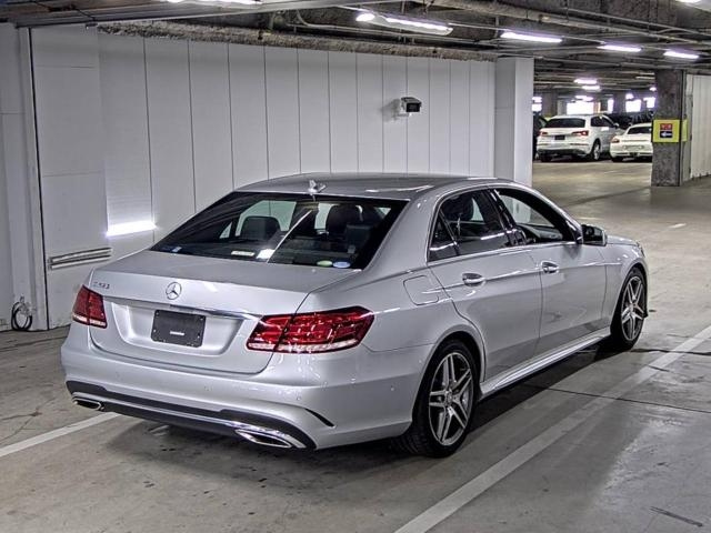 MERCEDES BENZ E CLASS