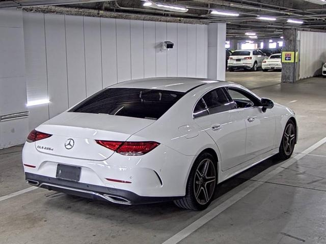 MERCEDES BENZ CLS