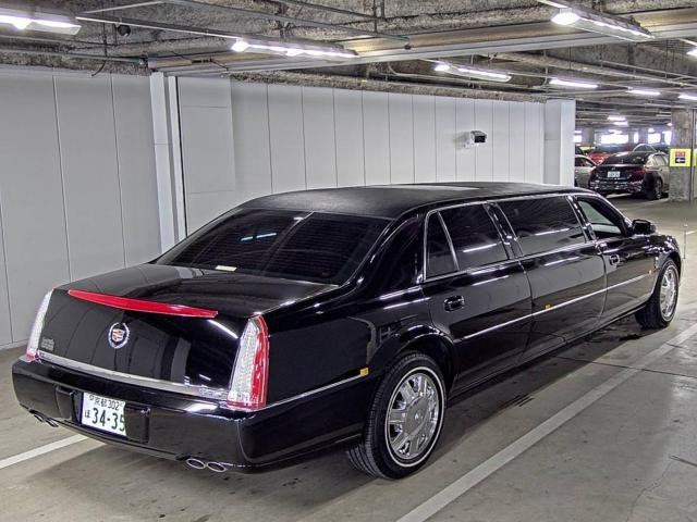 GM CADILLAC DTS