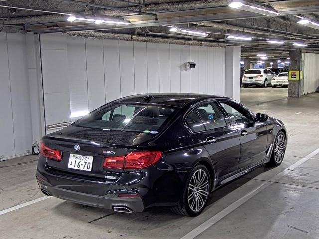 BMW 5 SERIES
