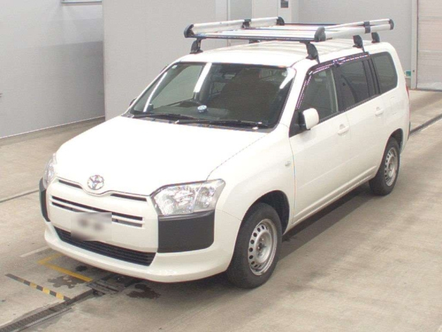 TOYOTA SUCCEED