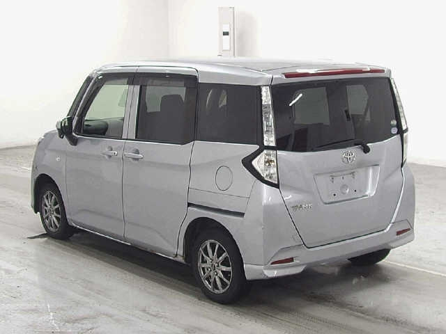 TOYOTA TANK