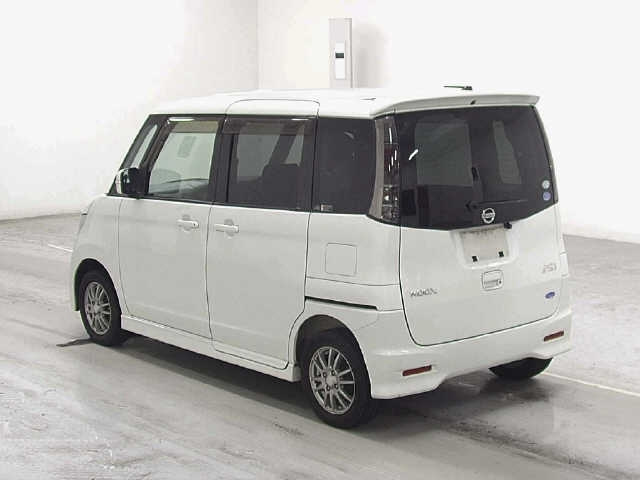 NISSAN ROOX