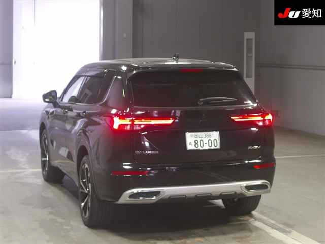MITSUBISHI OUTLANDER PHEV