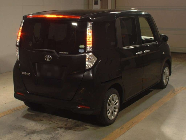 TOYOTA TANK