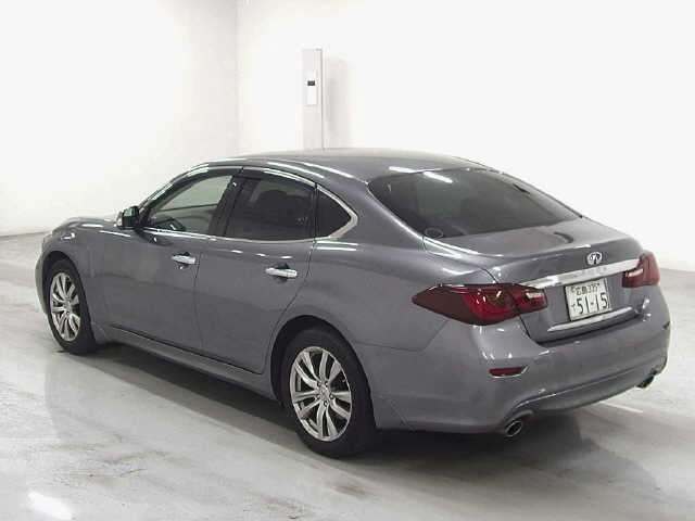 NISSAN FUGA