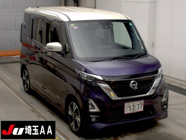 NISSAN ROOX