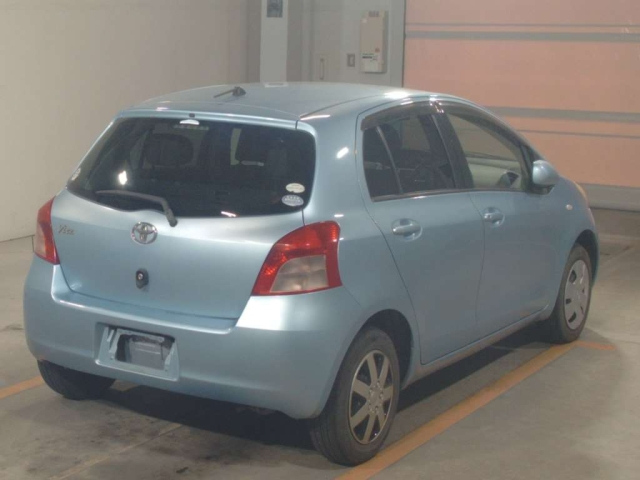 TOYOTA VITZ