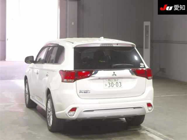 MITSUBISHI OUTLANDER PHEV