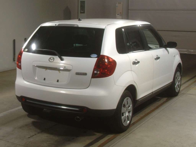 MAZDA VERISA