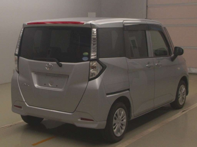 TOYOTA TANK