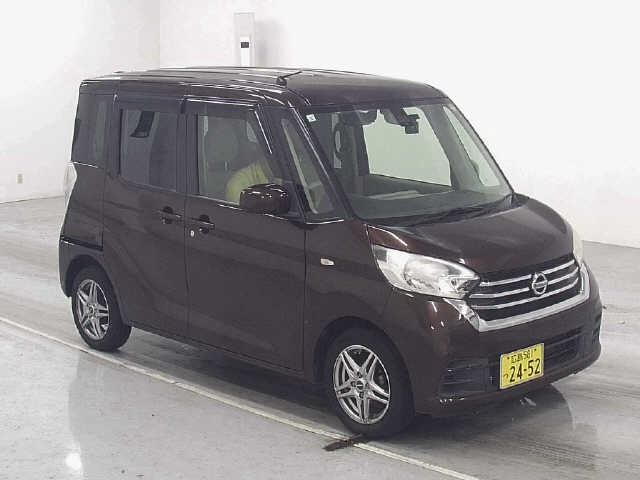 NISSAN DAYZ ROOX