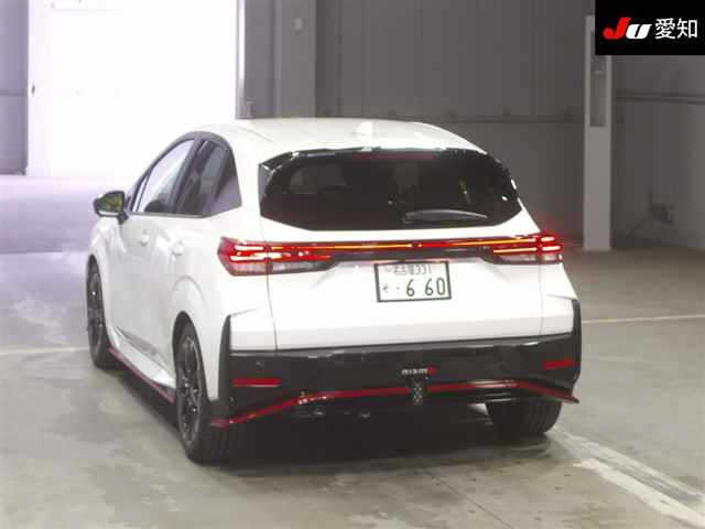 NISSAN AURA