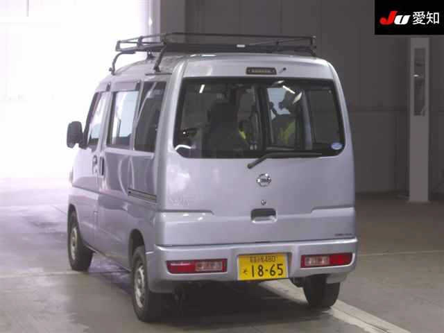 NISSAN CLIPPER VAN