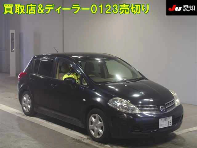 NISSAN TIIDA