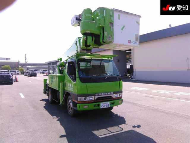 MITSUBISHI CANTER
