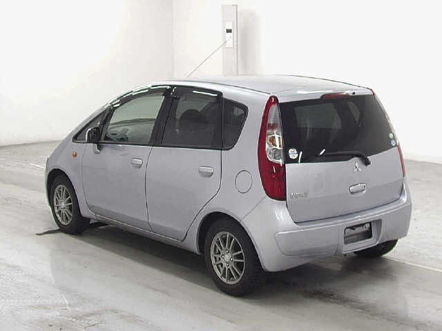 MITSUBISHI COLT